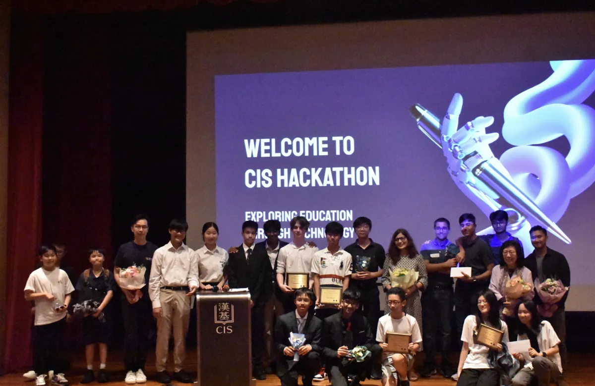 Winning teams at HK Hacks